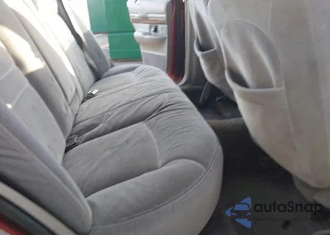 1998 Mercury Grand Marquis z USA, uszkodzony, nr VIN 2MEFM75W4WX665562